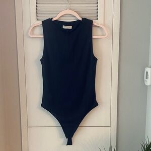 Aritzia Babaton contour bodysuit